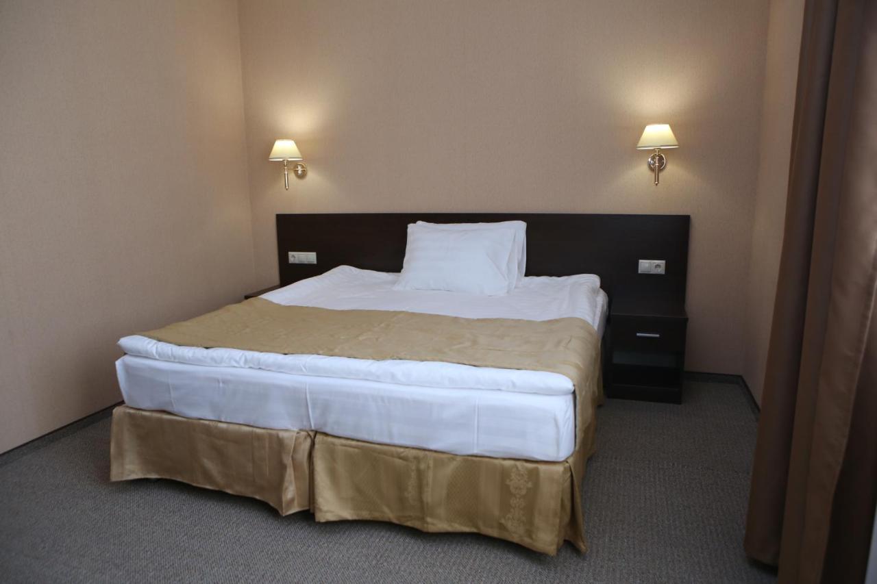 Hotel Aner Akmola Esterno foto