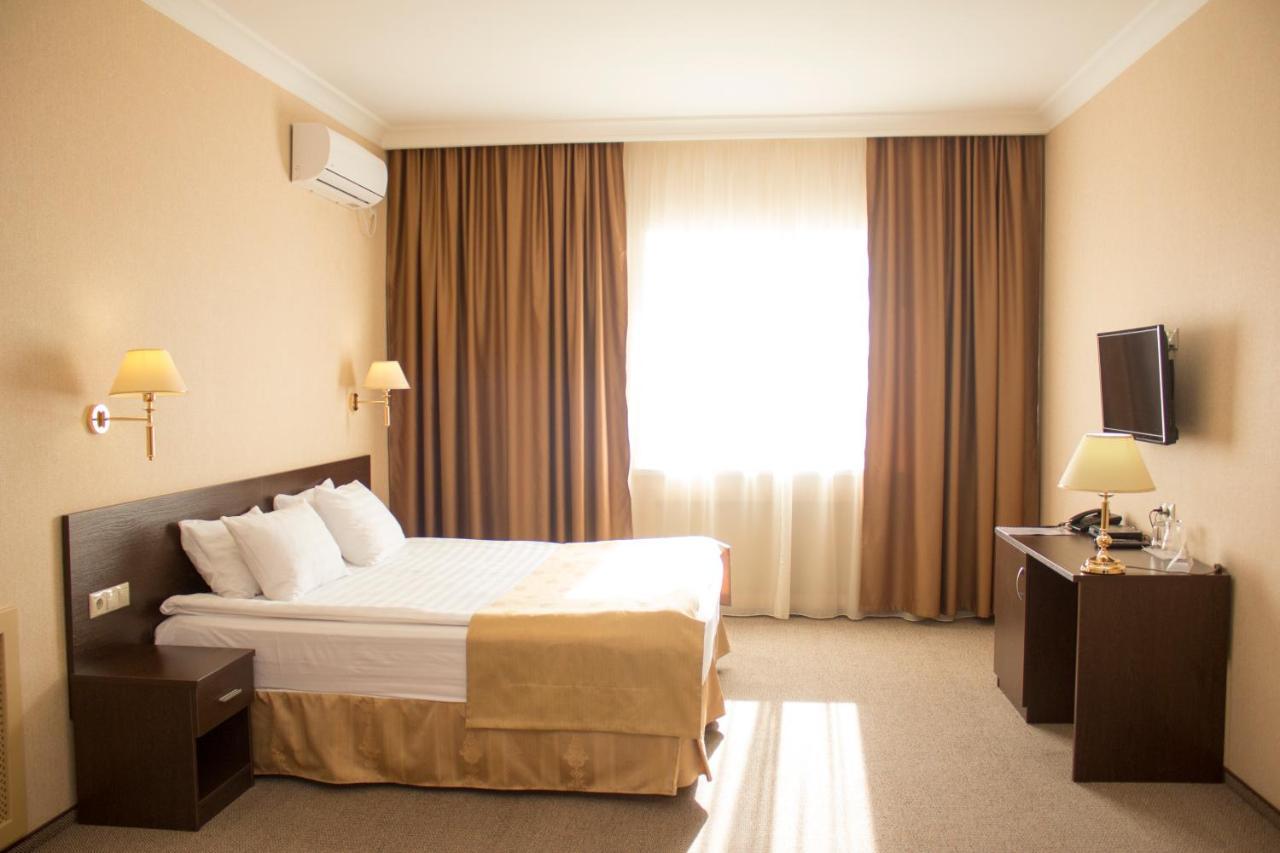 Hotel Aner Akmola Esterno foto