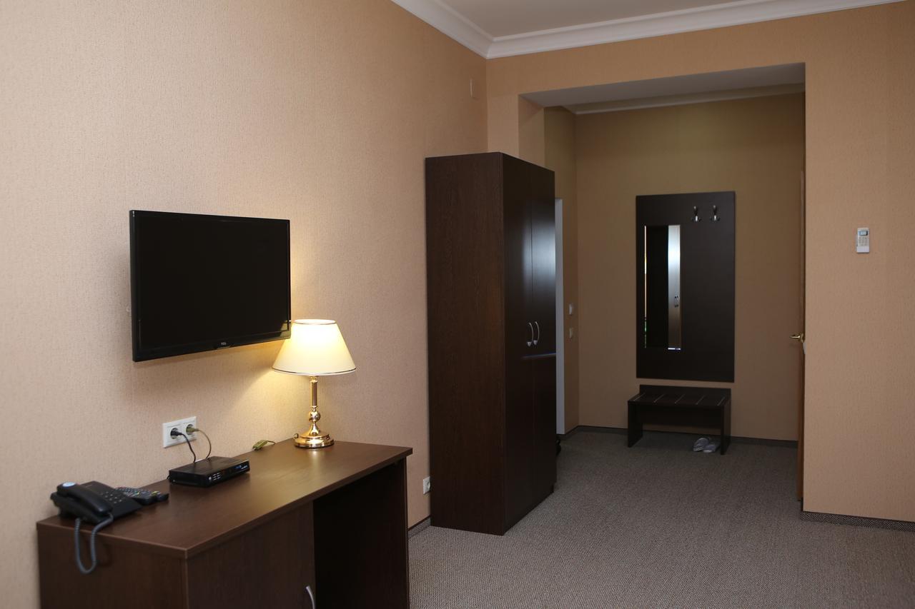 Hotel Aner Akmola Esterno foto