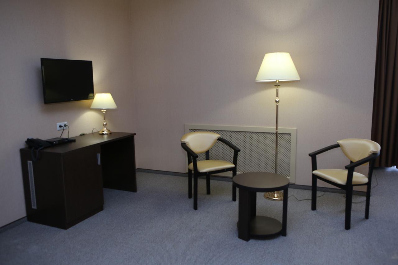 Hotel Aner Akmola Esterno foto