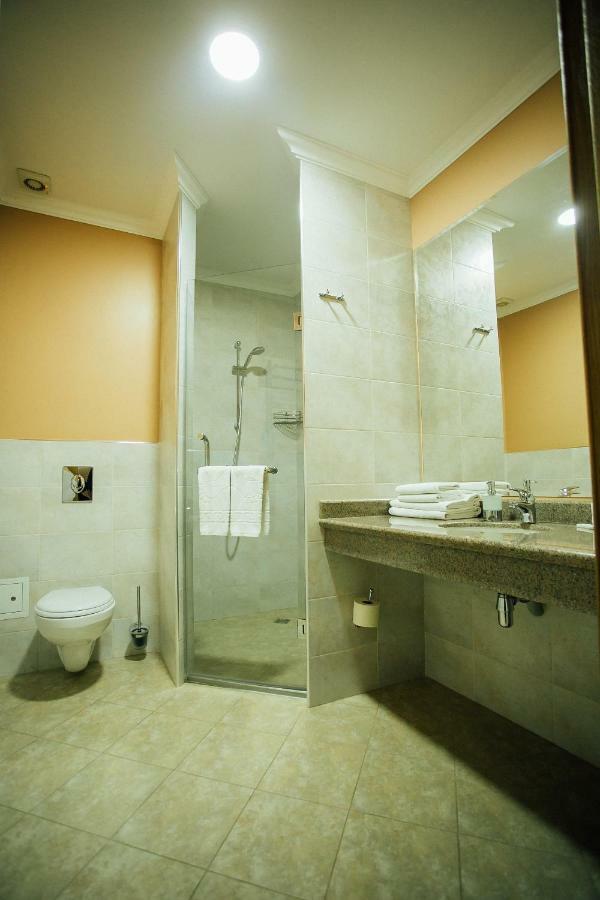 Hotel Aner Akmola Esterno foto